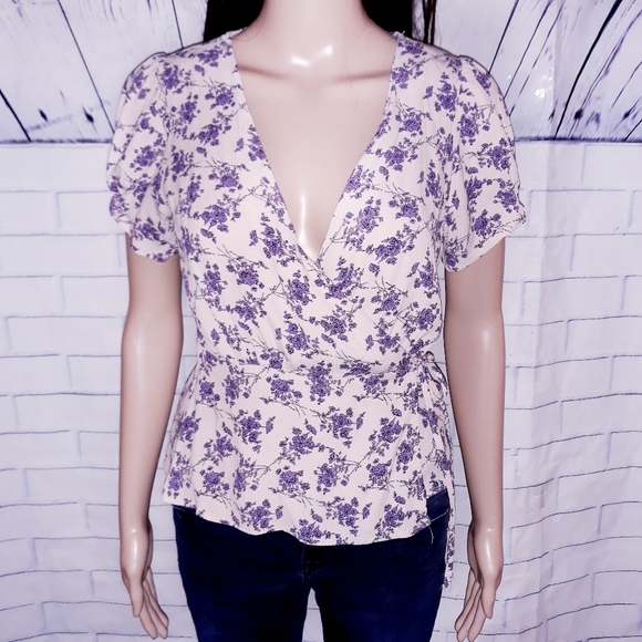 Vici Tops - Vici wrap Top